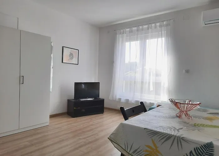 Apartman Argonauti With Free Parking *